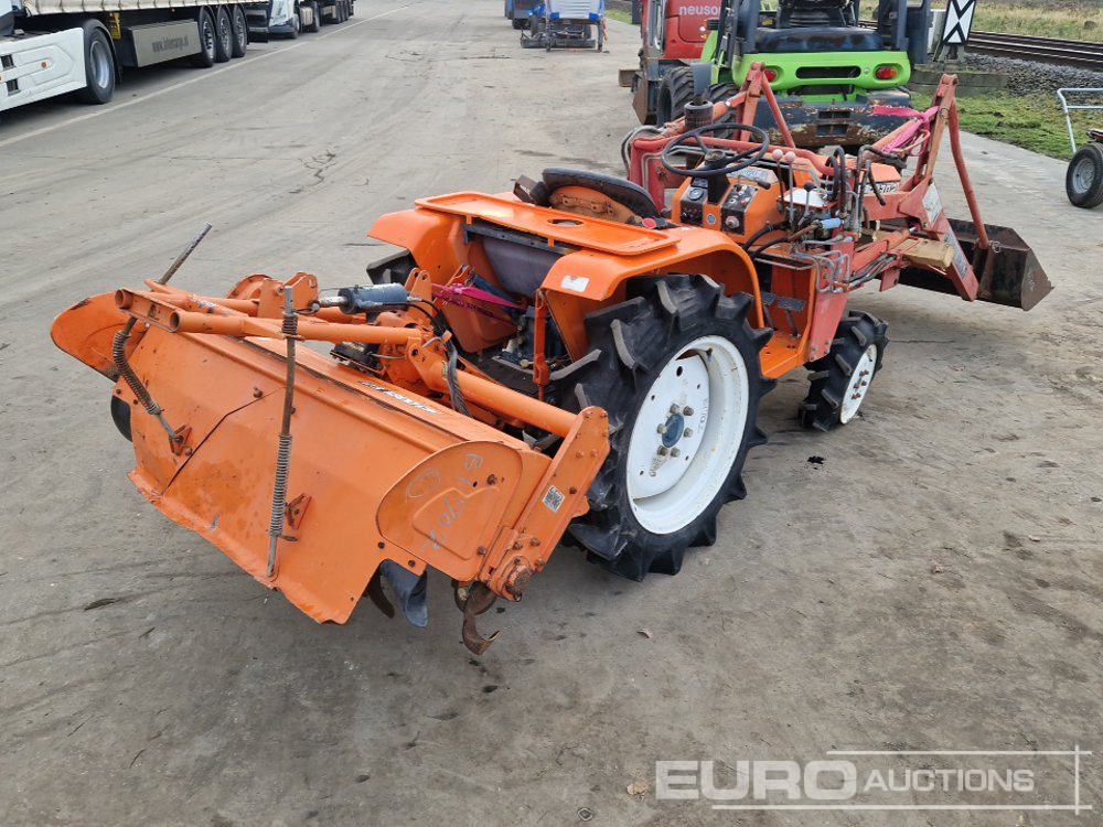 Kubota B1702 - Мини трактор: слика 4 Kubota B1702 - Мини трактор: слика 4