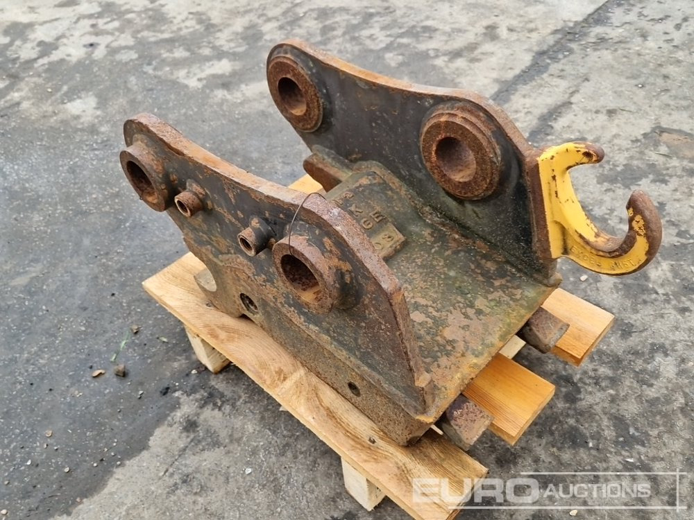MS08 Quick hitch to suit Kubota KX080-3 - Брза спојка: слика 4 MS08 Quick hitch to suit Kubota KX080-3 - Брза спојка: слика 4