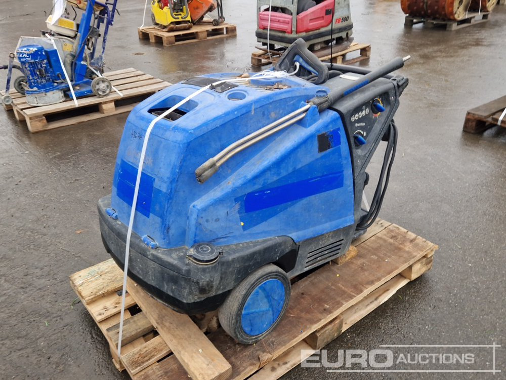 Nilfisk MH 4M-200/1050 Pressure Wacher - Перач под висок притисок: слика 4 Nilfisk MH 4M-200/1050 Pressure Wacher - Перач под висок притисок: слика 4