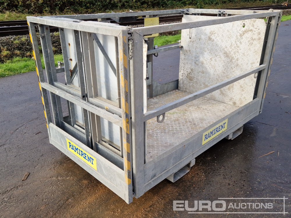 2013 Manitou 2.25/4 MT Manbasket to suit Telehandler - Опрема за ракување со материјали: слика 4 2013 Manitou 2.25/4 MT Manbasket to suit Telehandler - Опрема за ракување со материјали: слика 4