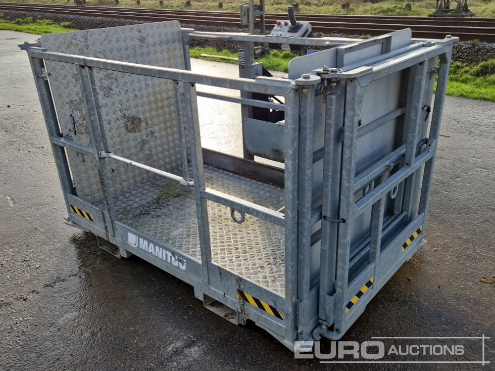 2013 Manitou PSE 4400 Manbasket to suit Telehandler - Опрема за ракување со материјали: слика 1 2013 Manitou PSE 4400 Manbasket to suit Telehandler - Опрема за ракување со материјали: слика 1