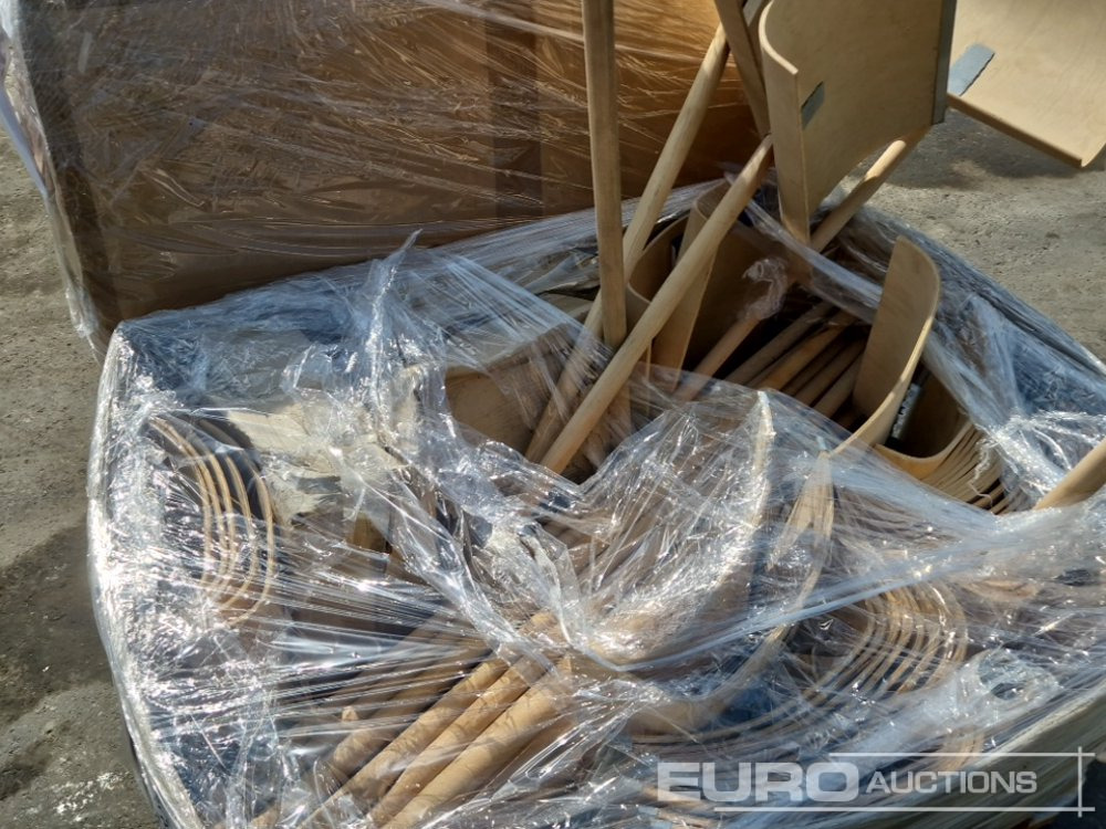 Pallet of Assorted Snow Shovels (Approx 160 of) (2 of) - Градежна опрема: слика 5 Pallet of Assorted Snow Shovels (Approx 160 of) (2 of) - Градежна опрема: слика 5