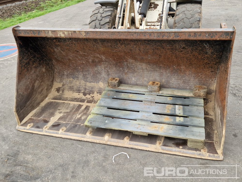Натоварувач на тркала Terex TL80: слика 13