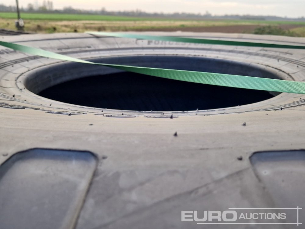 Unused 23.5-25 24PR E-3/L-3 TL Tyres (4 of) - Гума: слика 5 Unused 23.5-25 24PR E-3/L-3 TL Tyres (4 of) - Гума: слика 5