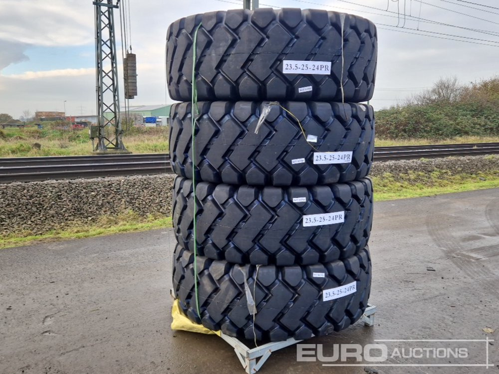 Unused 23.5-25 24PR E-3/L-3 TL Tyres (4 of) - Гума: слика 1 Unused 23.5-25 24PR E-3/L-3 TL Tyres (4 of) - Гума: слика 1
