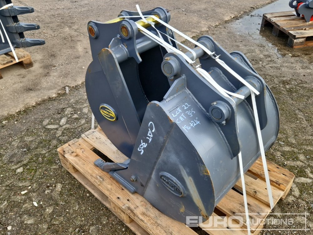 Unused Strickland 24", 18" Bucket Set to suit CAT 305 (2 of) - Корпа: слика 2 Unused Strickland 24", 18" Bucket Set to suit CAT 305 (2 of) - Корпа: слика 2