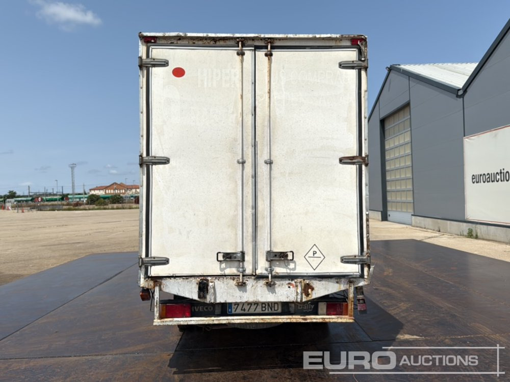 2001 Iveco Daily 35C13 - Комбе фургон: слика 4 2001 Iveco Daily 35C13 - Комбе фургон: слика 4