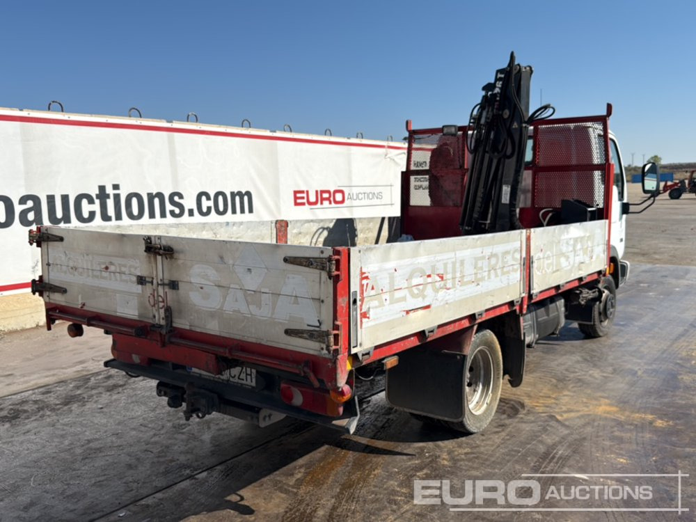 2004 Nissan Cabstar - Камион со платформа: слика 5 2004 Nissan Cabstar - Камион со платформа: слика 5