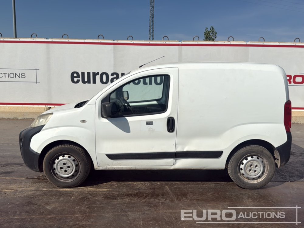 2012 Fiat Fiorino - Мало комбе: слика 2 2012 Fiat Fiorino - Мало комбе: слика 2