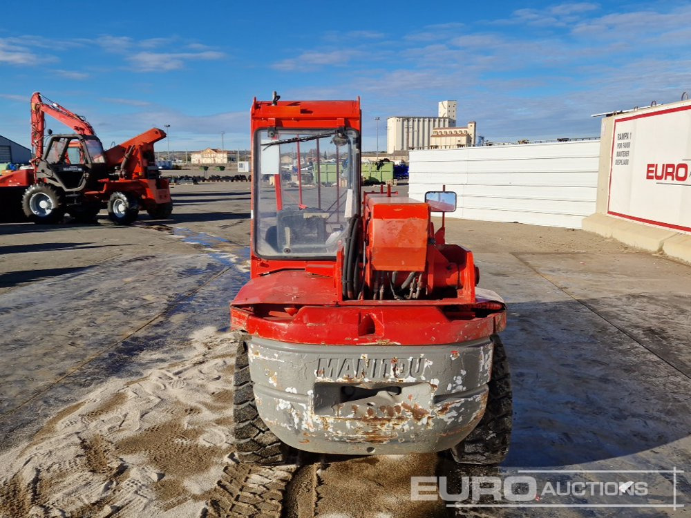 2012 Manitou BT420 - Телескопски ракувач: слика 4 2012 Manitou BT420 - Телескопски ракувач: слика 4