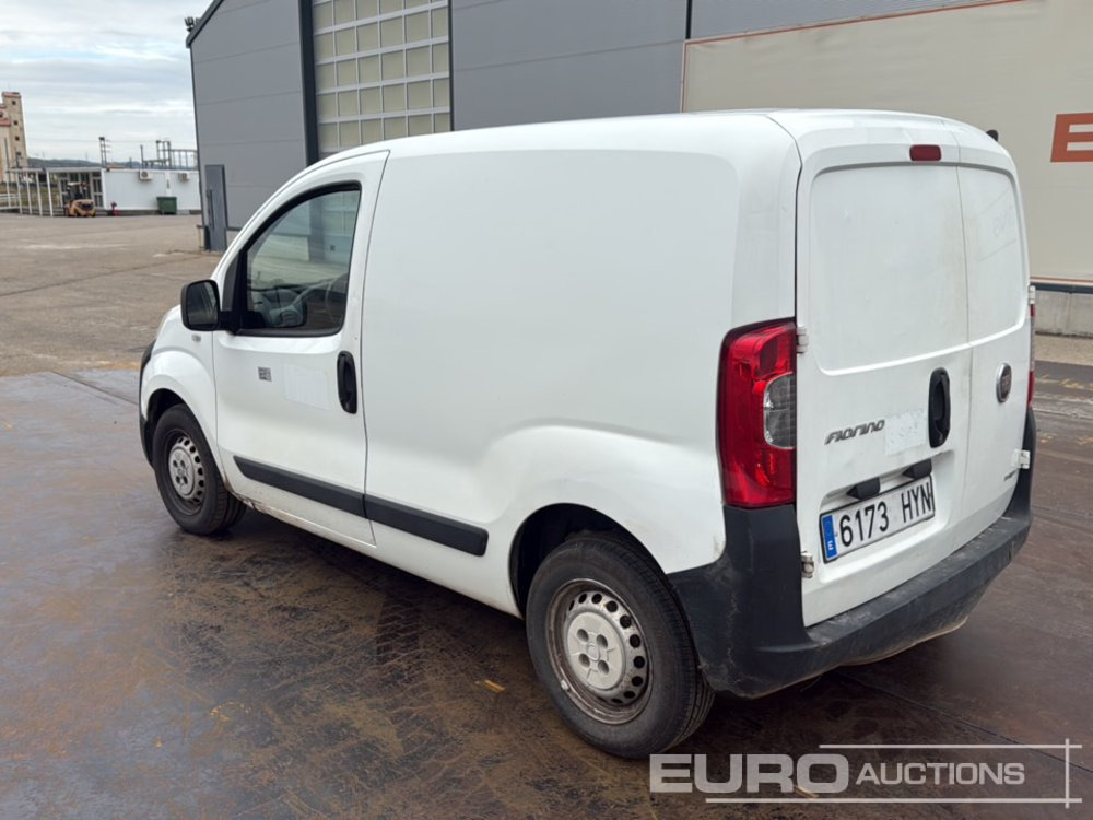 2014 Fiat Fiorino - Мало комбе: слика 3 2014 Fiat Fiorino - Мало комбе: слика 3