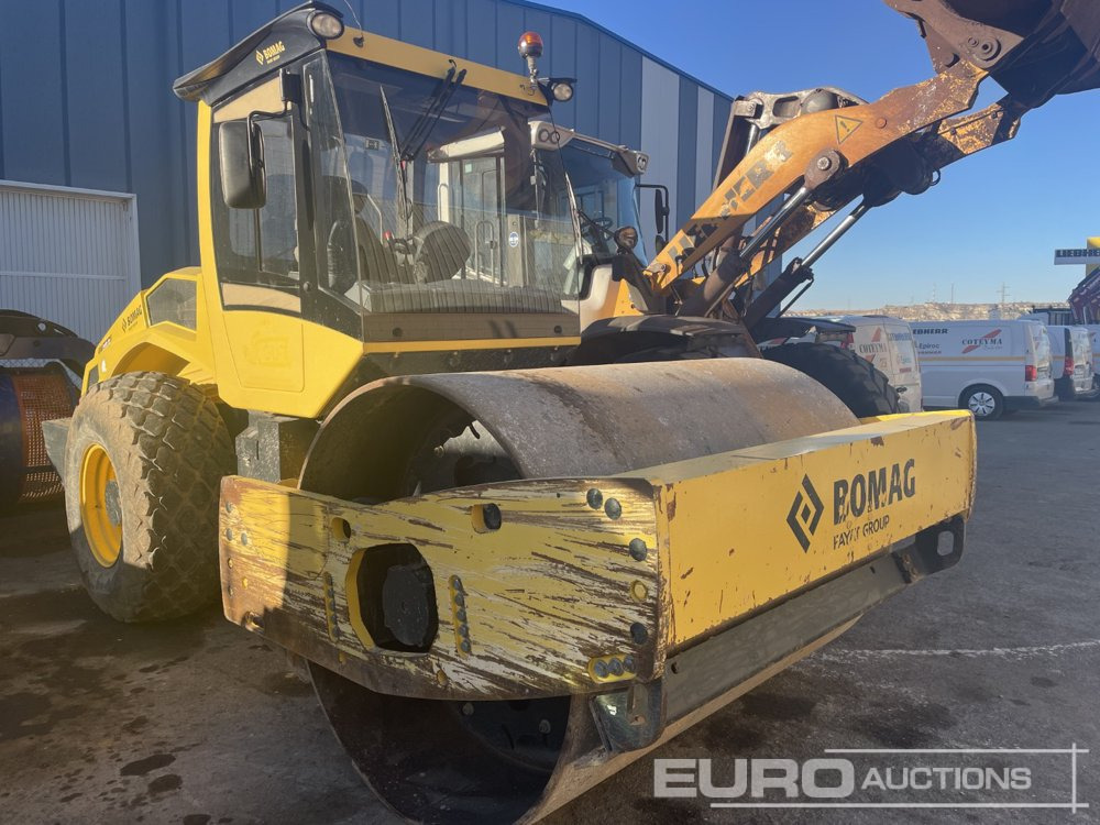 2017 Bomag BW213D-5 - Ваљак: слика 1 2017 Bomag BW213D-5 - Ваљак: слика 1