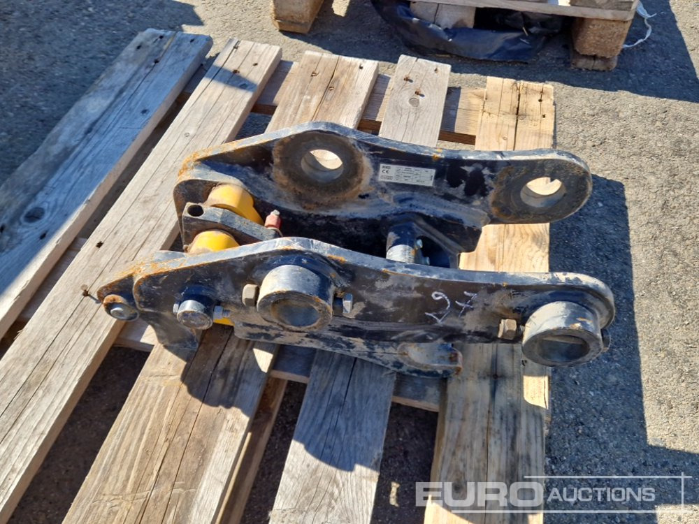 2017 JCB Quick Hitch 980/A02t 68 to Suit 48Z/61R/66Z/67C - Брза спојка: слика 2 2017 JCB Quick Hitch 980/A02t 68 to Suit 48Z/61R/66Z/67C - Брза спојка: слика 2