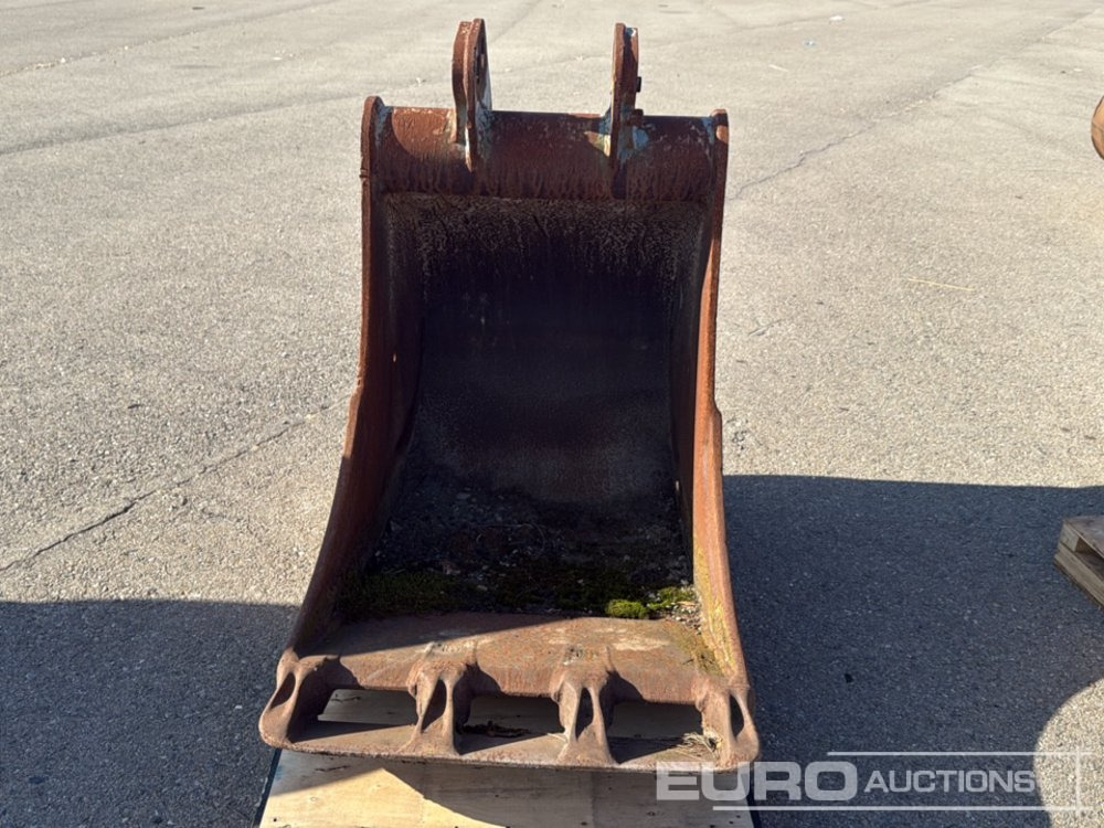 30" Cleaning Bucket to suit Backhoe Loader - Корпа: слика 5 30" Cleaning Bucket to suit Backhoe Loader - Корпа: слика 5