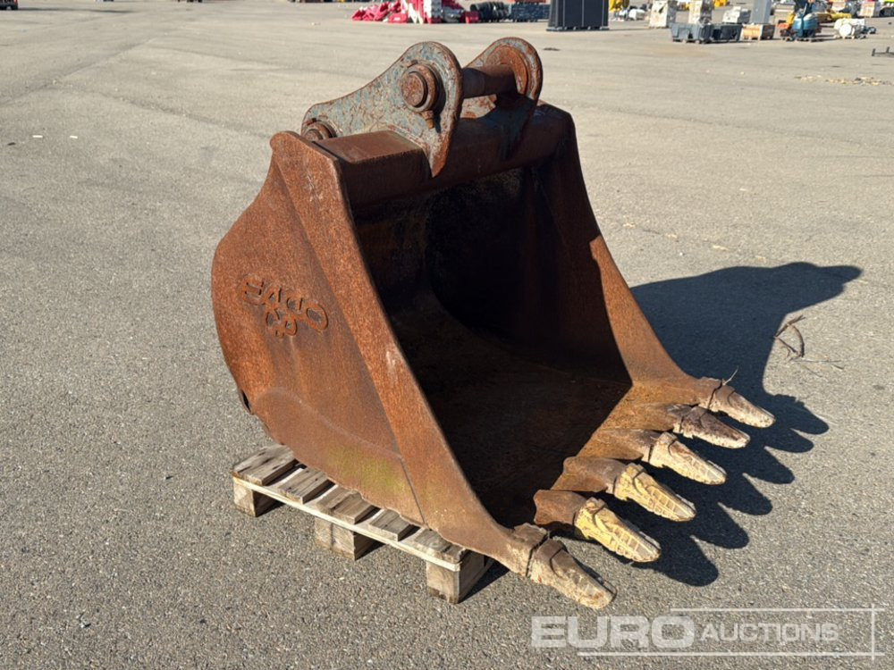 44" Digging Bucket to suit Backhoe Loader - Корпа: слика 2 44" Digging Bucket to suit Backhoe Loader - Корпа: слика 2