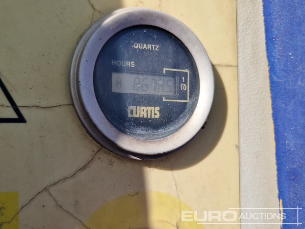 Дигачка платформа Haulotte H23TPX: слика 38