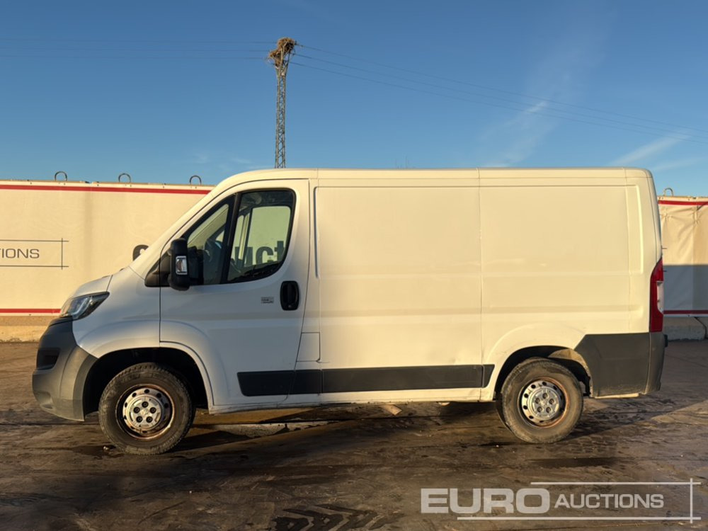 2015 Peugeot Boxer - Комбе: слика 2 2015 Peugeot Boxer - Комбе: слика 2