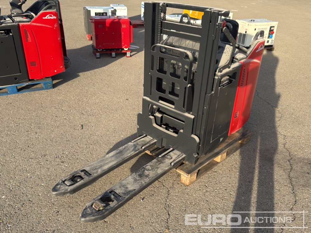 2018 Linde D12HP SP - Опрема за ракување со материјали: слика 3 2018 Linde D12HP SP - Опрема за ракување со материјали: слика 3