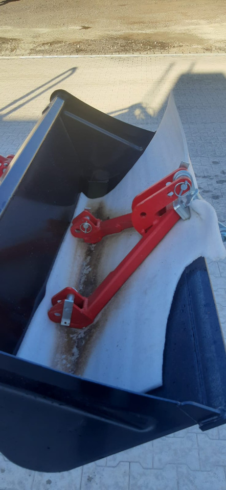 Branson 2505H - Трактор: слика 3 Branson 2505H - Трактор: слика 3