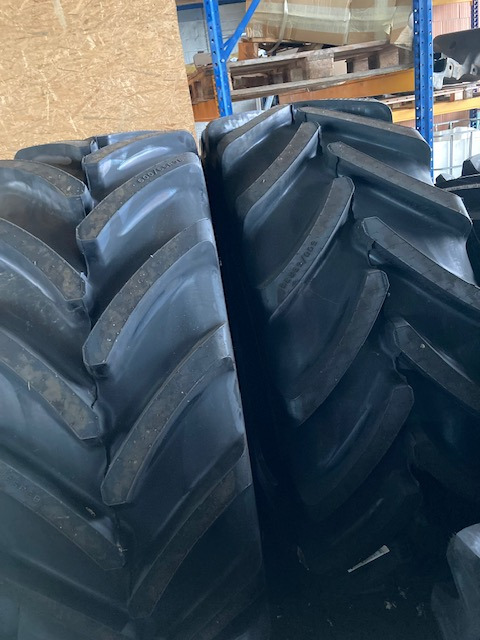 Bridgestone 600/65R38 Bridgestone - Гуми и бандажи: слика 1 Bridgestone 600/65R38 Bridgestone - Гуми и бандажи: слика 1