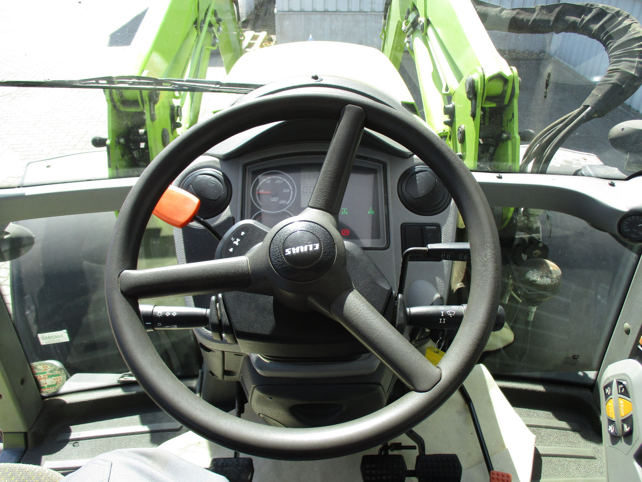 Claas Arion 640 Cebis - Трактор: слика 4 Claas Arion 640 Cebis - Трактор: слика 4