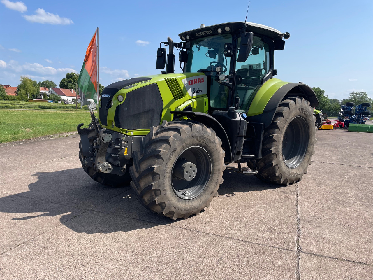 Claas Axion 870 CMATIC - Трактор: слика 1 Claas Axion 870 CMATIC - Трактор: слика 1