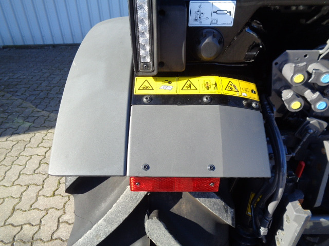 Fendt 207 V Vario Gen3 - Трактор: слика 3 Fendt 207 V Vario Gen3 - Трактор: слика 3