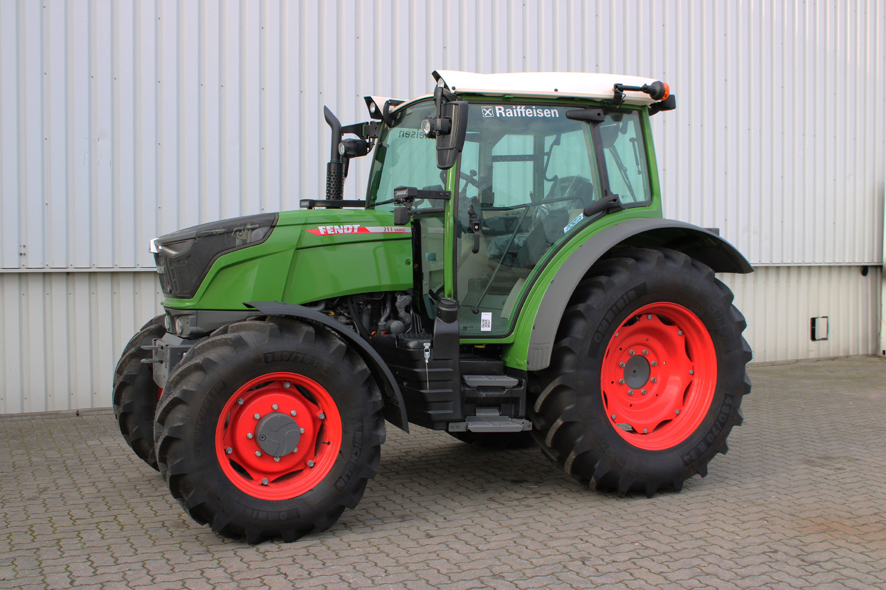 Fendt 211S Vario Gen3 Power Sett2 - Трактор: слика 2 Fendt 211S Vario Gen3 Power Sett2 - Трактор: слика 2