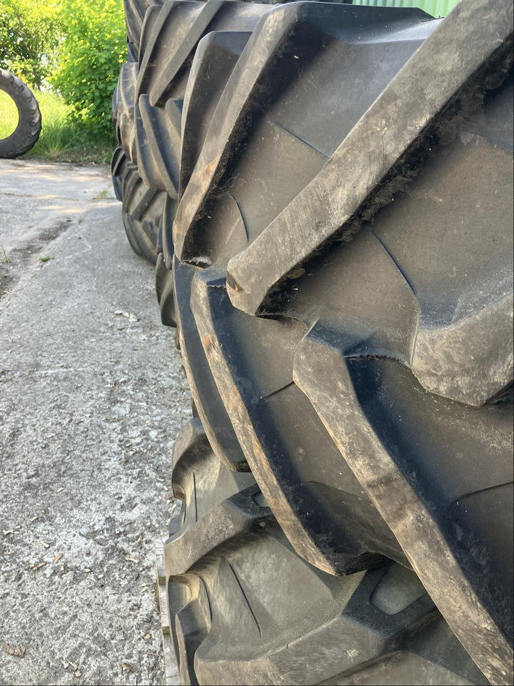 Fendt 2x Komplettrad 540/65R30 TB - Гуми и бандажи: слика 2 Fendt 2x Komplettrad 540/65R30 TB - Гуми и бандажи: слика 2