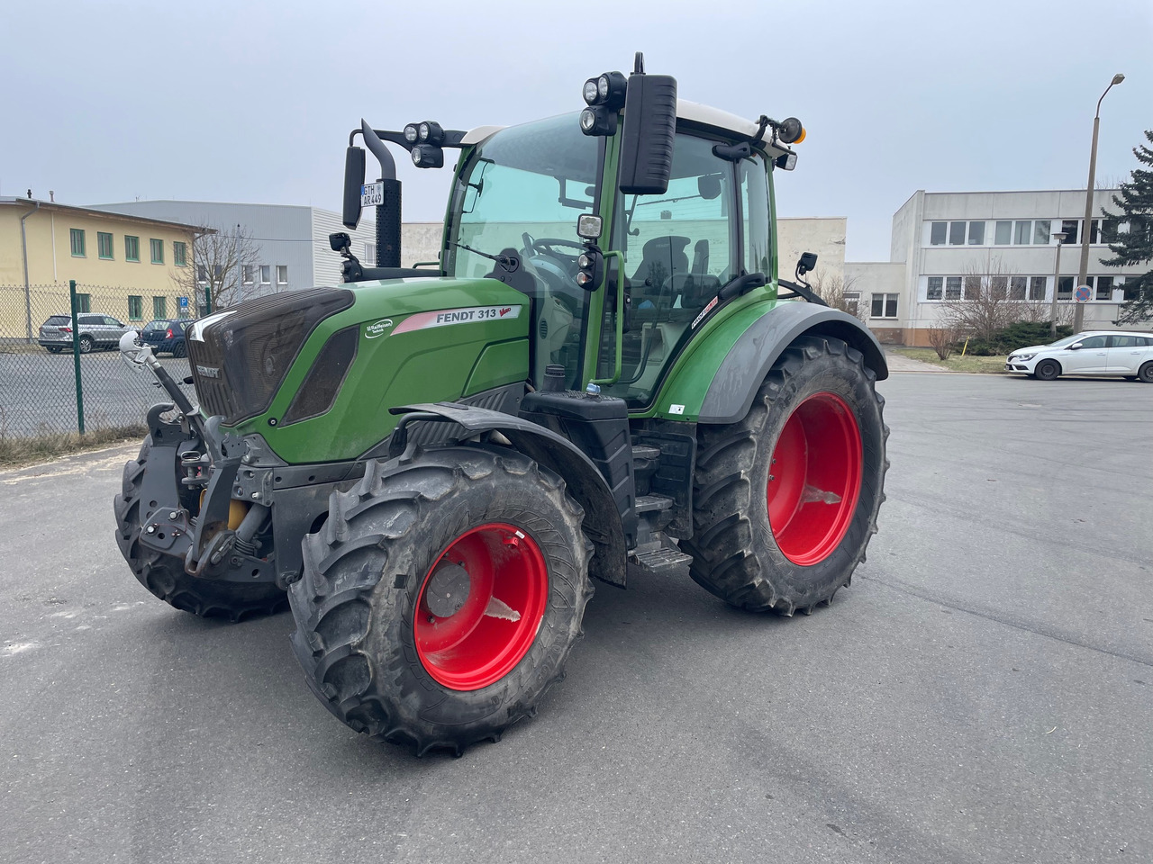 Fendt 313 Vario S4 ProfiPlus - Трактор: слика 1 Fendt 313 Vario S4 ProfiPlus - Трактор: слика 1