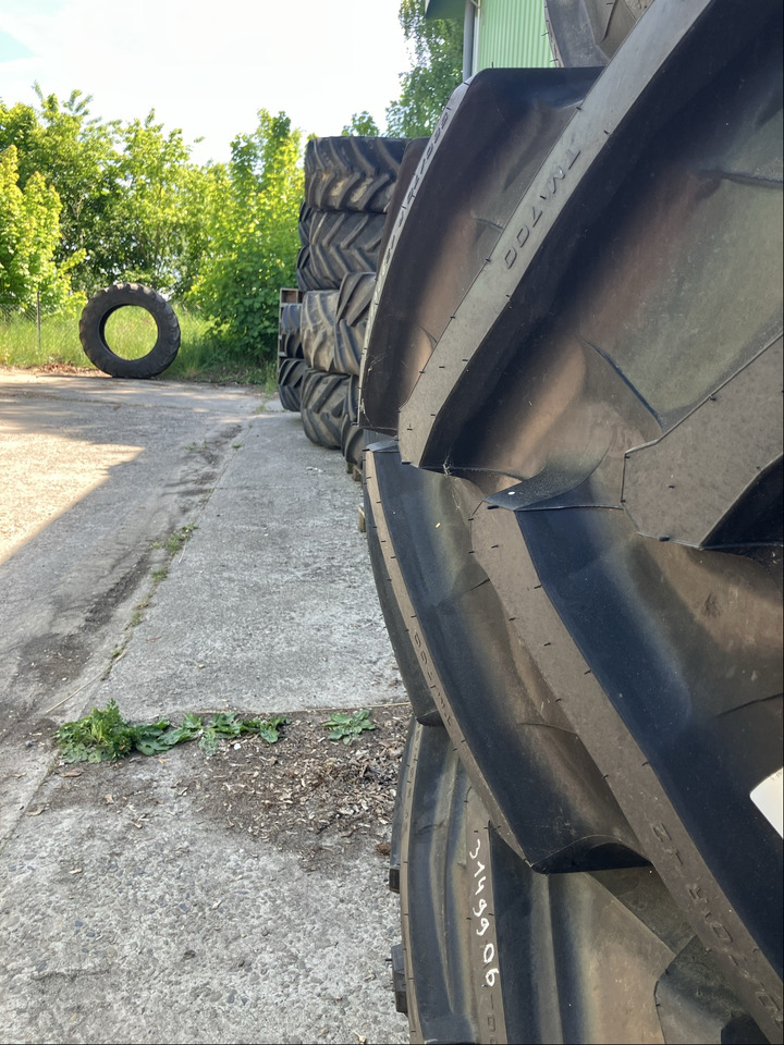 Fendt 580/70R42 u. 540/65R30 - Гуми и бандажи: слика 3 Fendt 580/70R42 u. 540/65R30 - Гуми и бандажи: слика 3