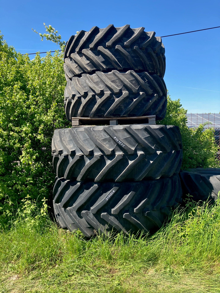 Fendt 650/60R38 750/70R44 - Гуми и бандажи: слика 1 Fendt 650/60R38 750/70R44 - Гуми и бандажи: слика 1