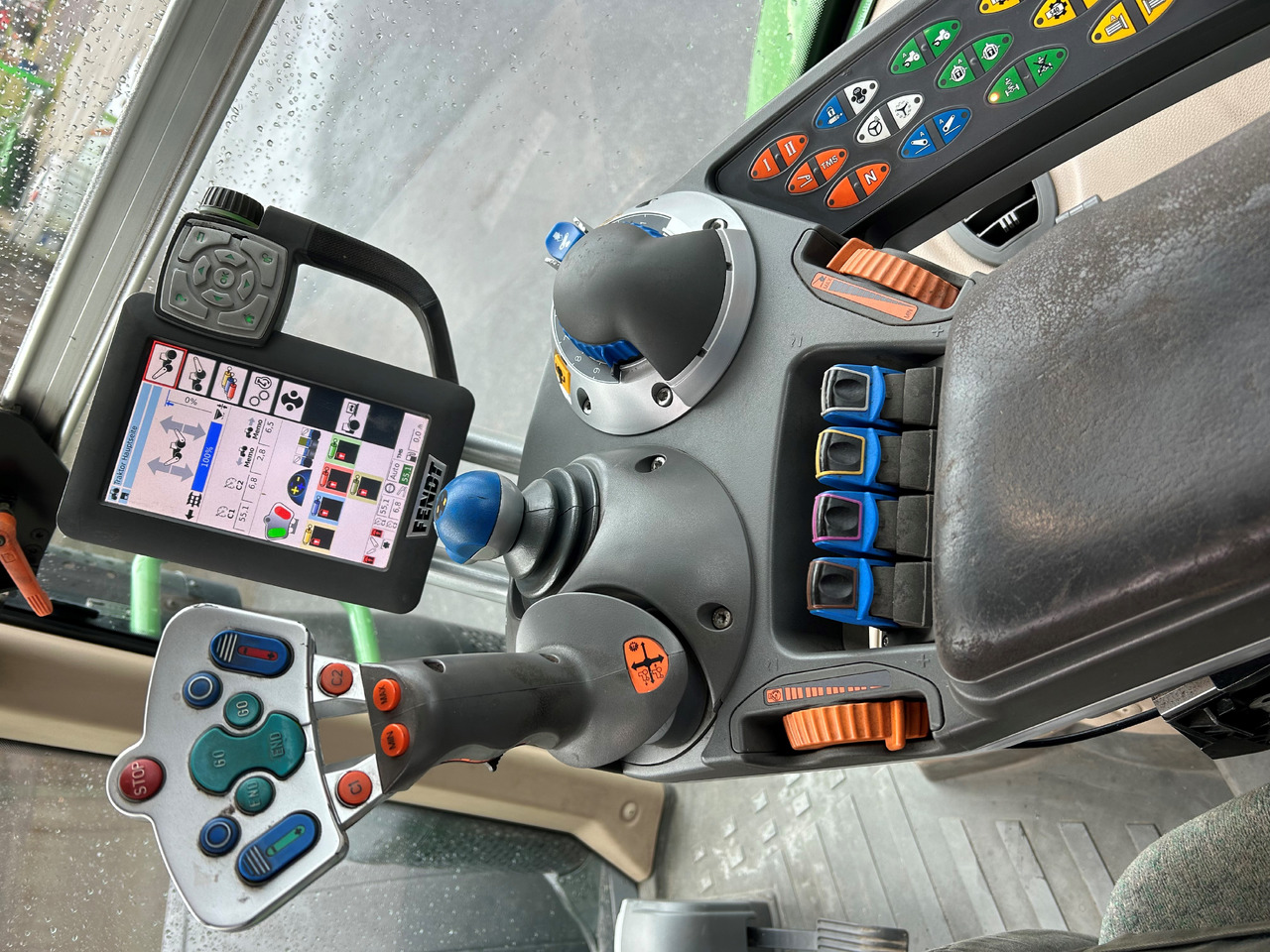 Fendt 714 Vario SCR Profi - Трактор: слика 3 Fendt 714 Vario SCR Profi - Трактор: слика 3