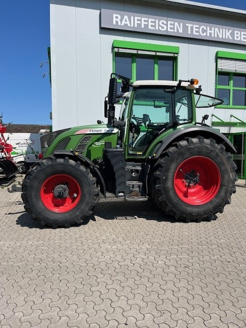 Fendt 718 V S4 - Трактор: слика 1 Fendt 718 V S4 - Трактор: слика 1