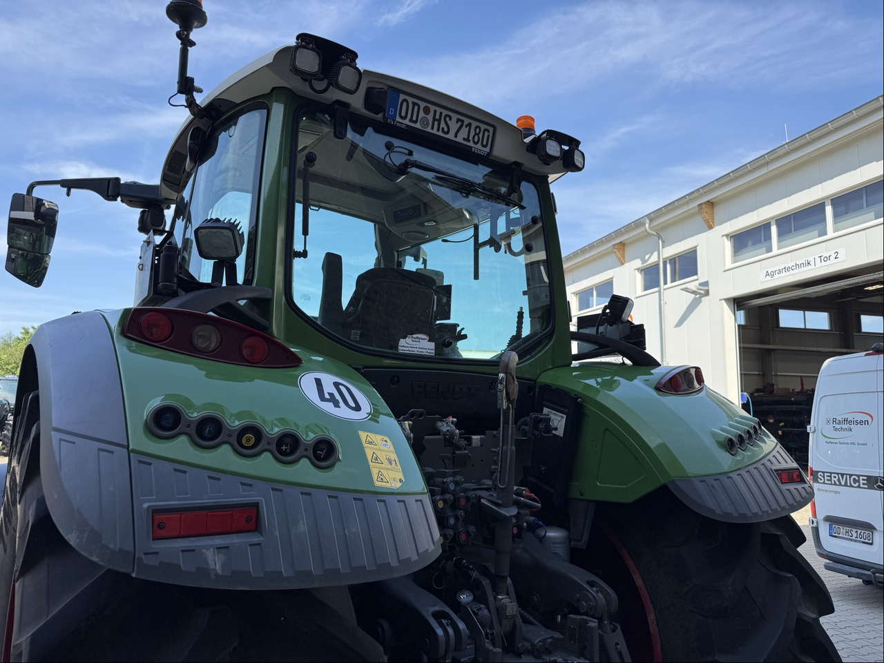 Fendt 718 Vario Gen6 PowerPlus - Трактор: слика 5 Fendt 718 Vario Gen6 PowerPlus - Трактор: слика 5