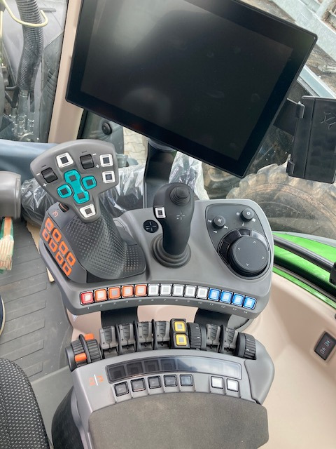 Fendt 718 Vario Gen6 Profi Setting2 - Трактор: слика 3 Fendt 718 Vario Gen6 Profi Setting2 - Трактор: слика 3