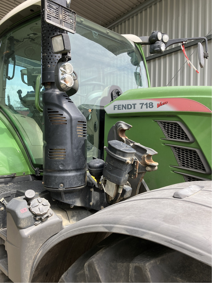 Fendt 718 Vario Profi Plus - Трактор: слика 5 Fendt 718 Vario Profi Plus - Трактор: слика 5