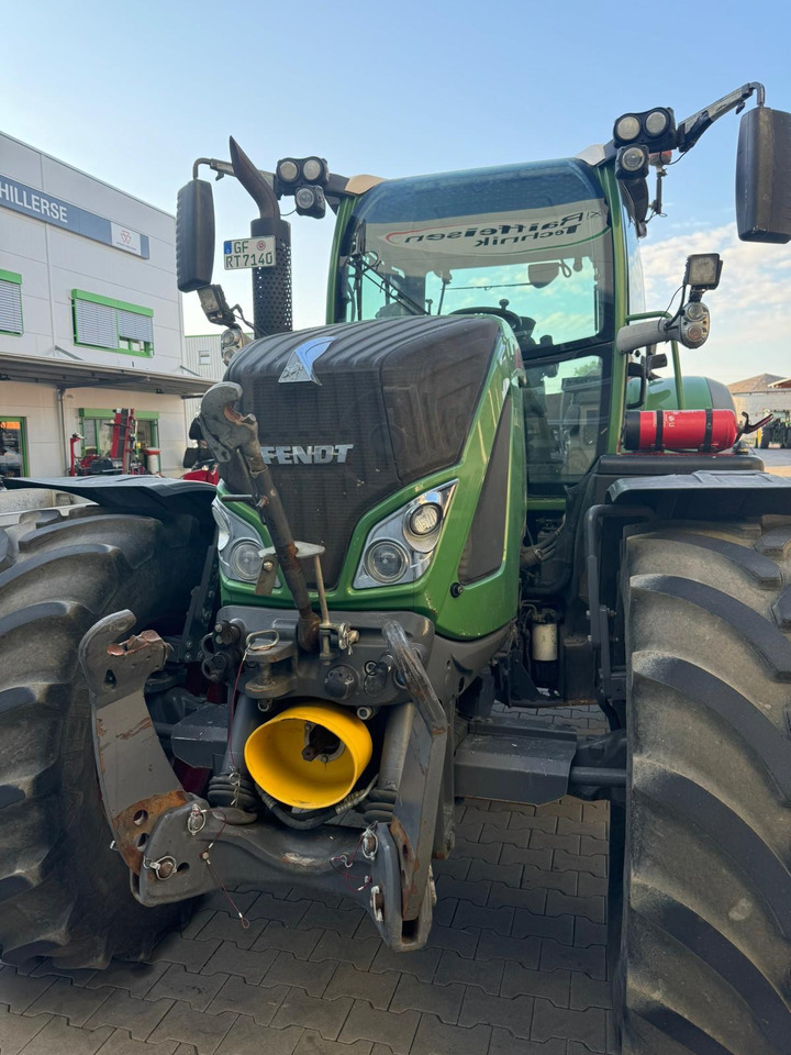 Fendt 718 Vario S4 ProfiPlus - Трактор: слика 3 Fendt 718 Vario S4 ProfiPlus - Трактор: слика 3