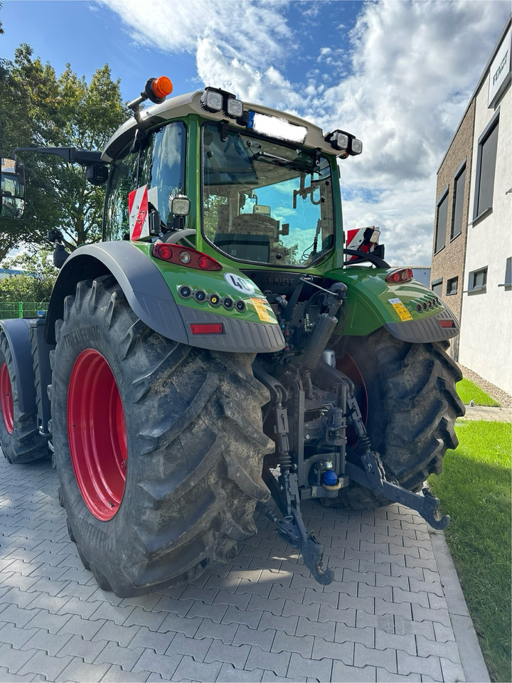 Fendt 724 Vario Gen6 ProfiPlus - Трактор: слика 4 Fendt 724 Vario Gen6 ProfiPlus - Трактор: слика 4