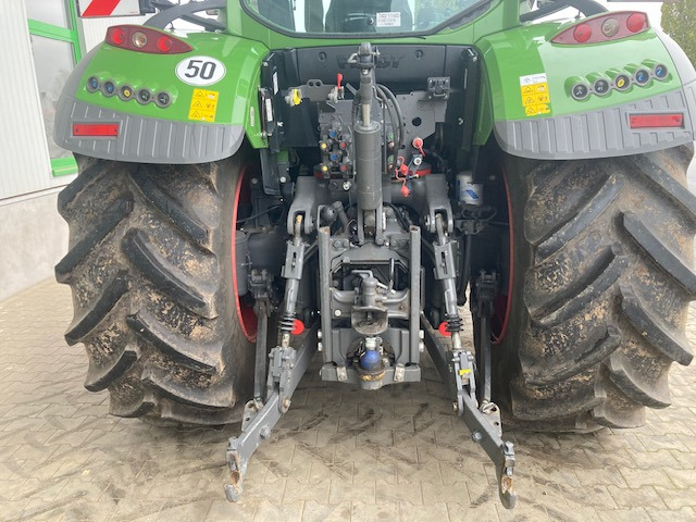 Трактор Fendt 724 Vario S4 Profi: слика 10
