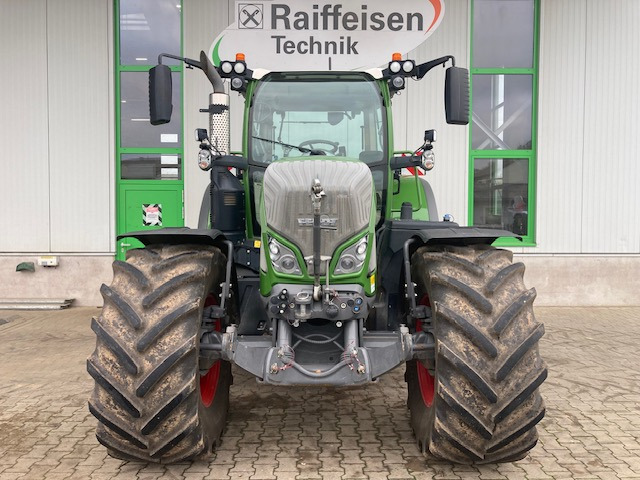 Трактор Fendt 724 Vario S4 Profi: слика 11