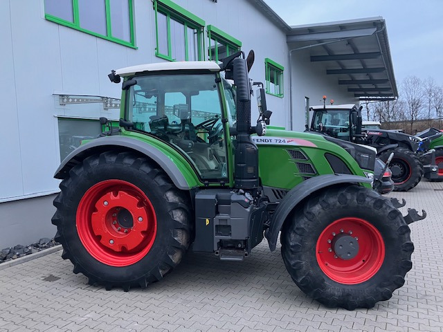 Fendt 724 Vario S4 Profi - Трактор: слика 4 Fendt 724 Vario S4 Profi - Трактор: слика 4