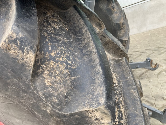 Трактор Fendt 724 Vario S4 Profi: слика 7