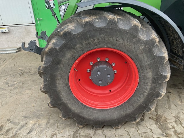 Трактор Fendt 724 Vario S4 Profi: слика 9