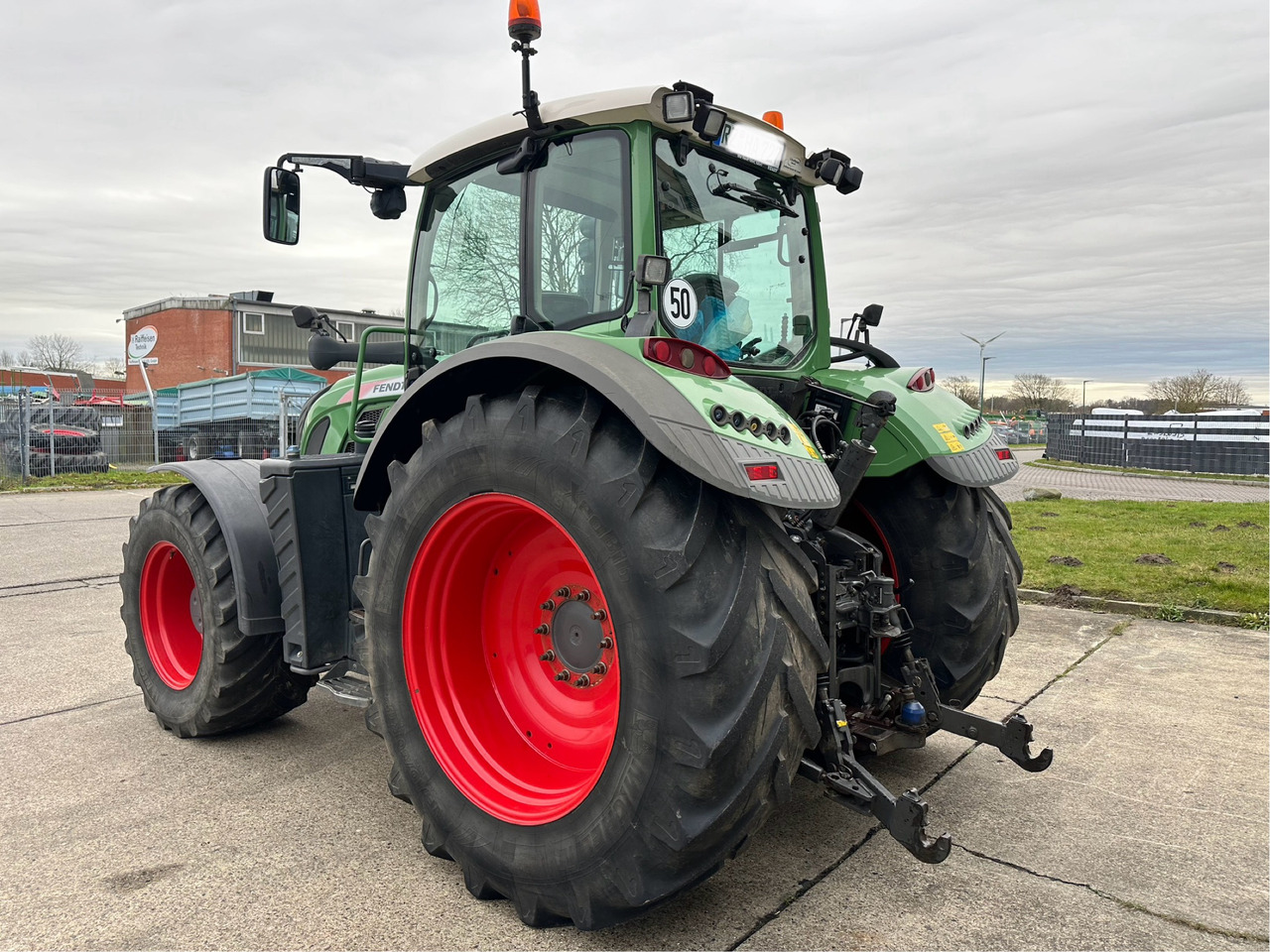 Fendt 724 Vario S4 ProfiPlus - Трактор: слика 2 Fendt 724 Vario S4 ProfiPlus - Трактор: слика 2