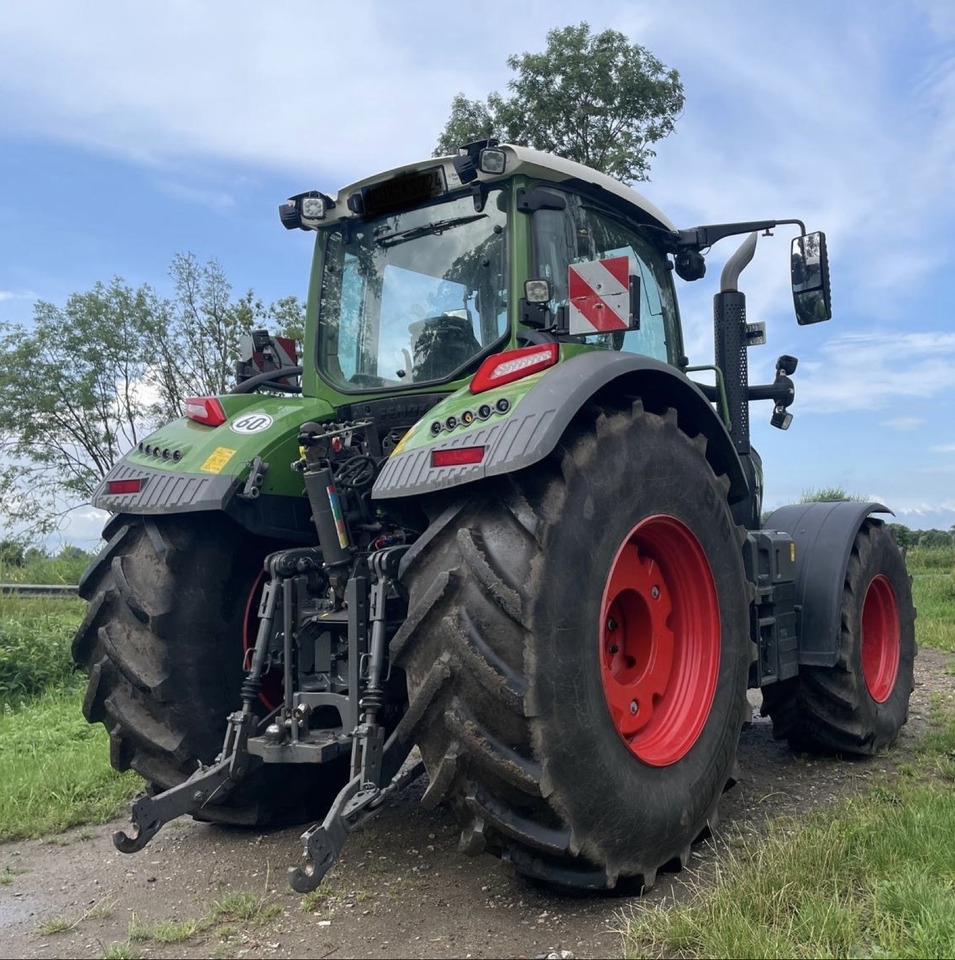 Fendt 728 Vario Gen7 Power - Трактор: слика 4 Fendt 728 Vario Gen7 Power - Трактор: слика 4