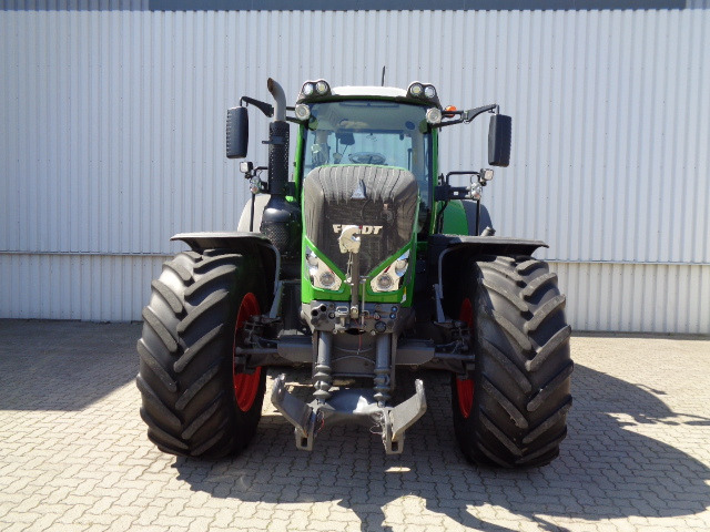 Трактор Fendt 824 Vario S4 ProfiPlus: слика 19