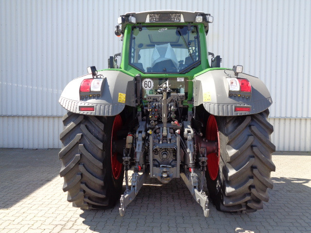 Трактор Fendt 824 Vario S4 ProfiPlus: слика 18