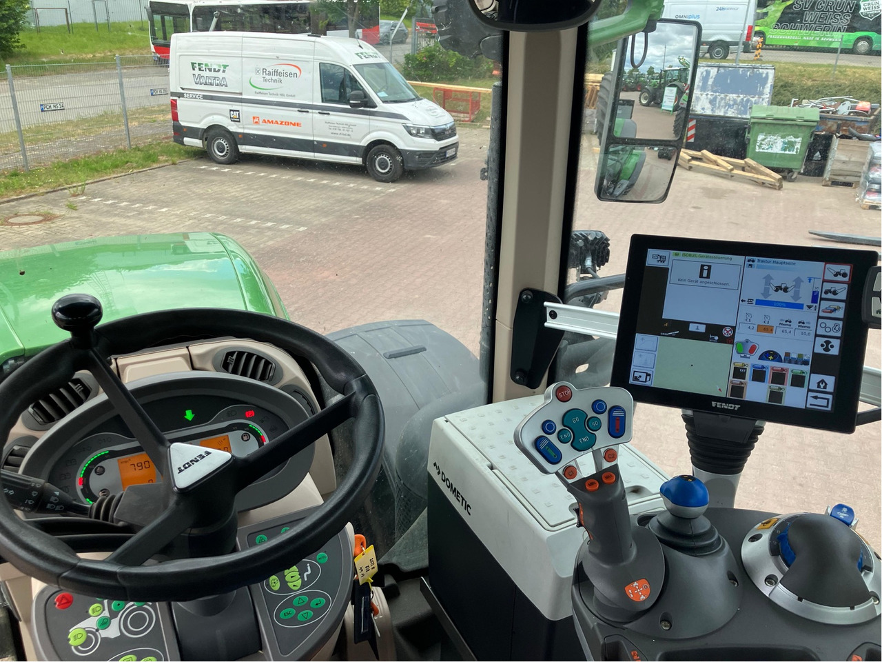 Fendt 828 Vario S4 ProfiPlus - Трактор: слика 3 Fendt 828 Vario S4 ProfiPlus - Трактор: слика 3