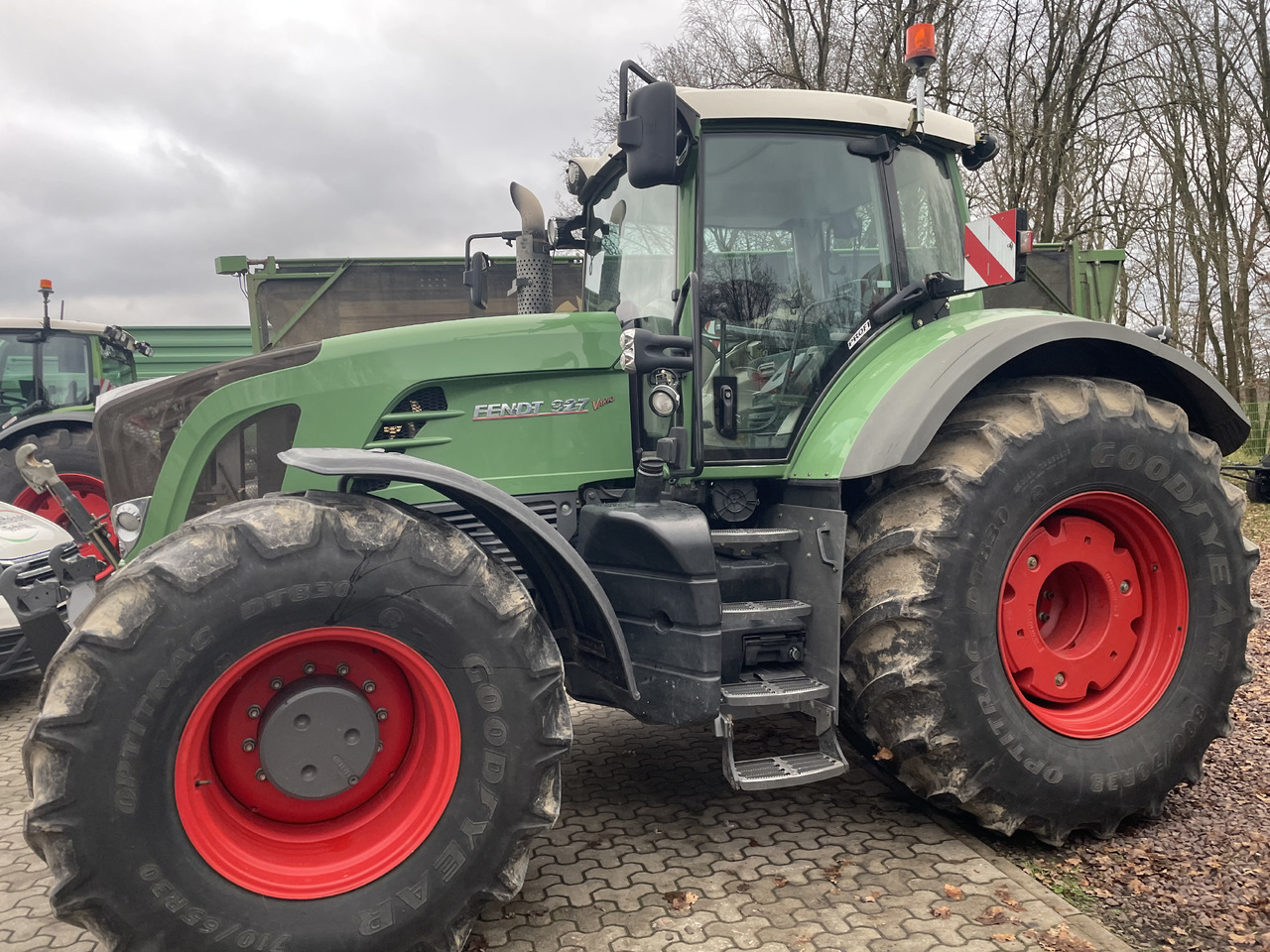 Fendt 927 Vario - Трактор: слика 1 Fendt 927 Vario - Трактор: слика 1